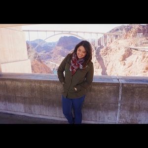 Dark green Jacket with patch designs, SZ L, army green jacket,